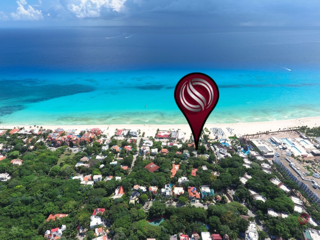 Luxury villa, 5 bedrooms, private pool water front, resort-style amenities,&nbsp; gated community with golf course and access to the sea