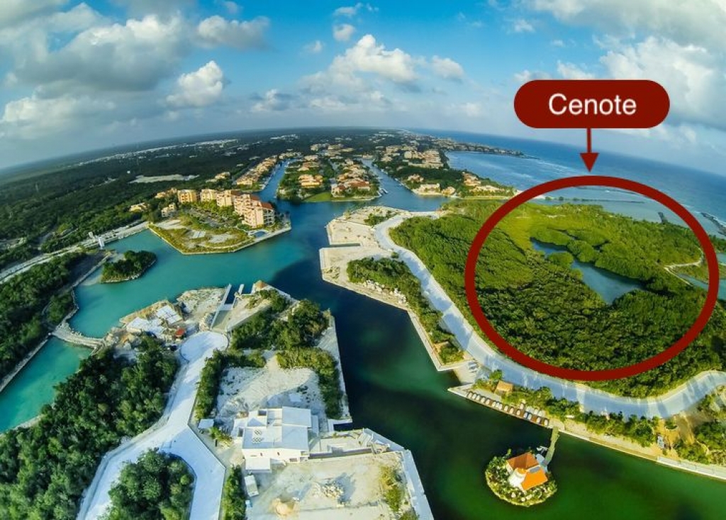 Single family lot with amenities for sale in Puerto Aventuras