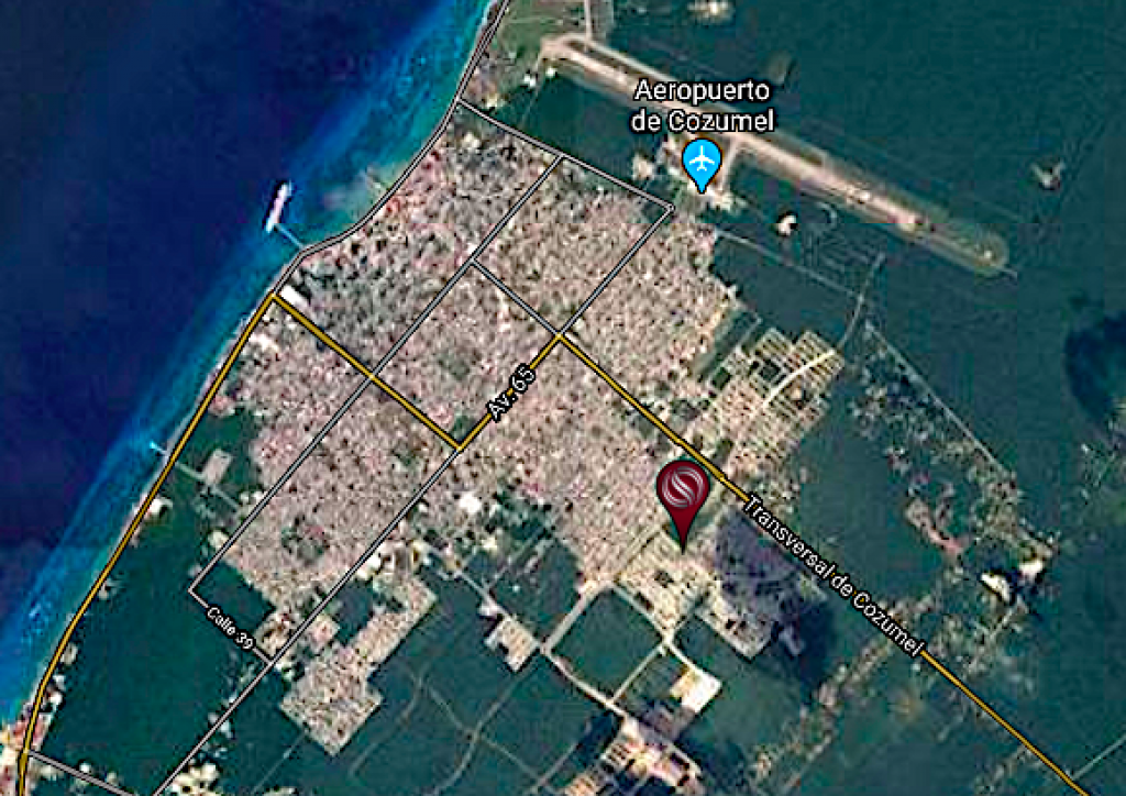 Terreno uso de suelo comercial-multifamiliar en venta en Cozumel, colonia Miraflores.