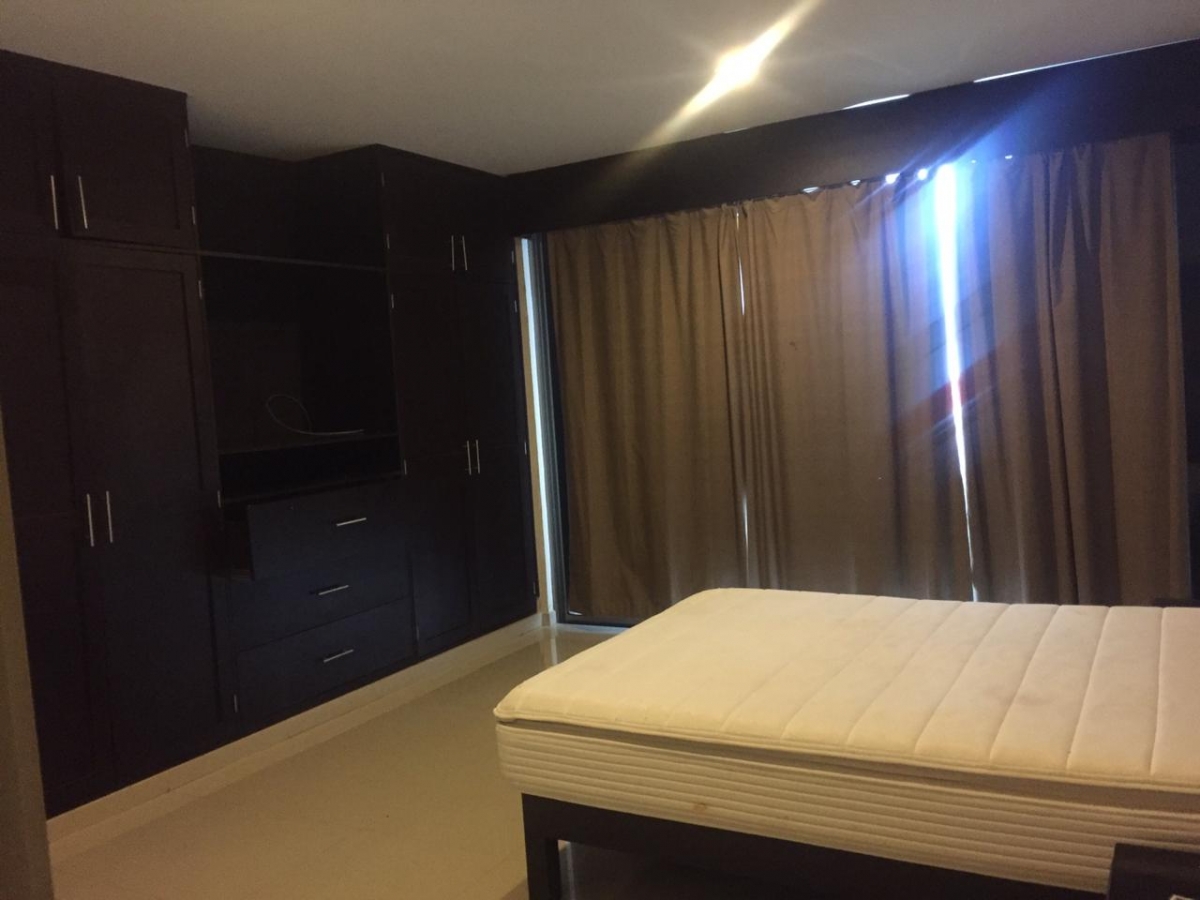 Building with 3 apartments for sale in Cozumel, Avenue 65. in INVIQROO neighborhood,