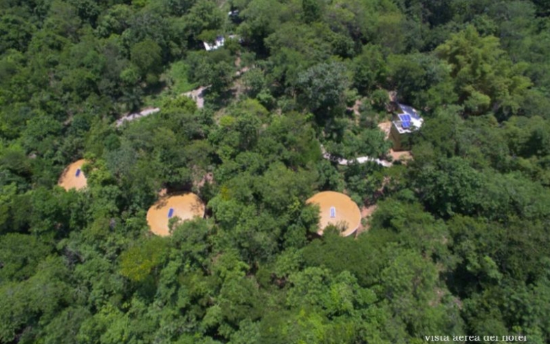 Hotel boutique en el bosque,  ecol&oacute;gico, 4 suites a la orilla de peque&ntilde;o rio, cerca