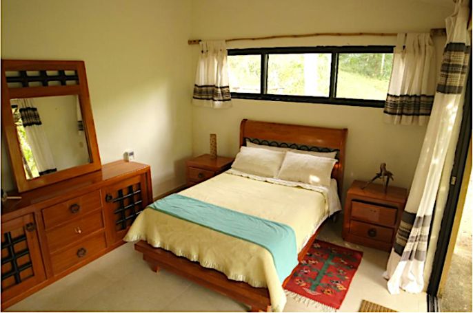 Hotel boutique en el bosque,  ecol&oacute;gico, 4 suites a la orilla de peque&ntilde;o rio, cerca