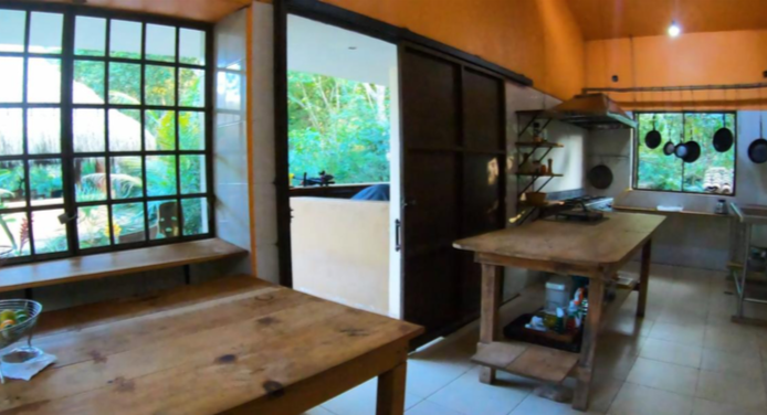 Hotel boutique en el bosque,  ecol&oacute;gico, 4 suites a la orilla de peque&ntilde;o rio, cerca