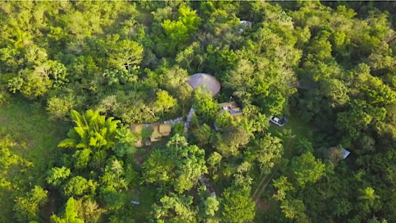 Hotel boutique en el bosque,  ecol&oacute;gico, 4 suites a la orilla de peque&ntilde;o rio, cerca