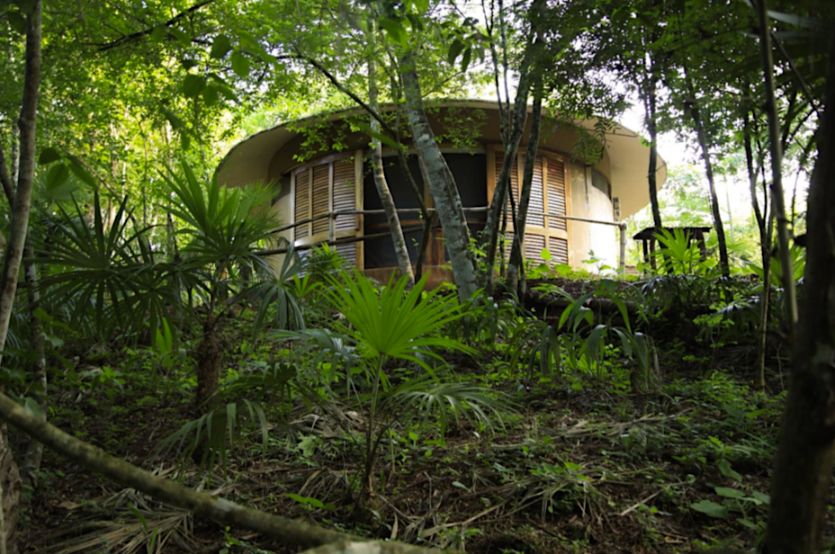 Hotel boutique en el bosque,  ecol&oacute;gico, 4 suites a la orilla de peque&ntilde;o rio, cerca