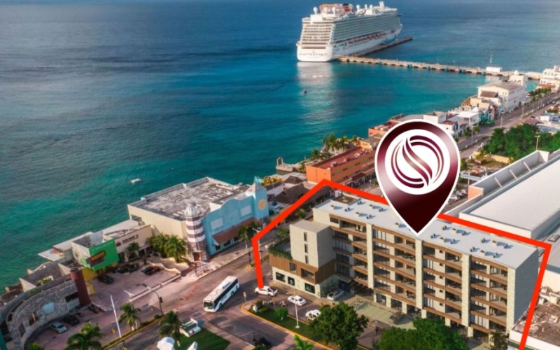 Local comercial a 50 metros del mar, sobre el Malec&oacute;n de Cozumel, Avenida comercial, pre-construccio