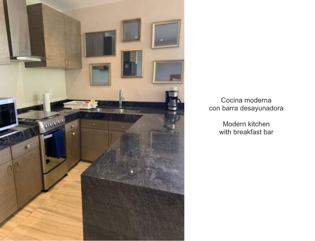 Edificio en esquina, uso de suelo mixto, con restaurante (patente para alcohol) y 3 departamentos, e