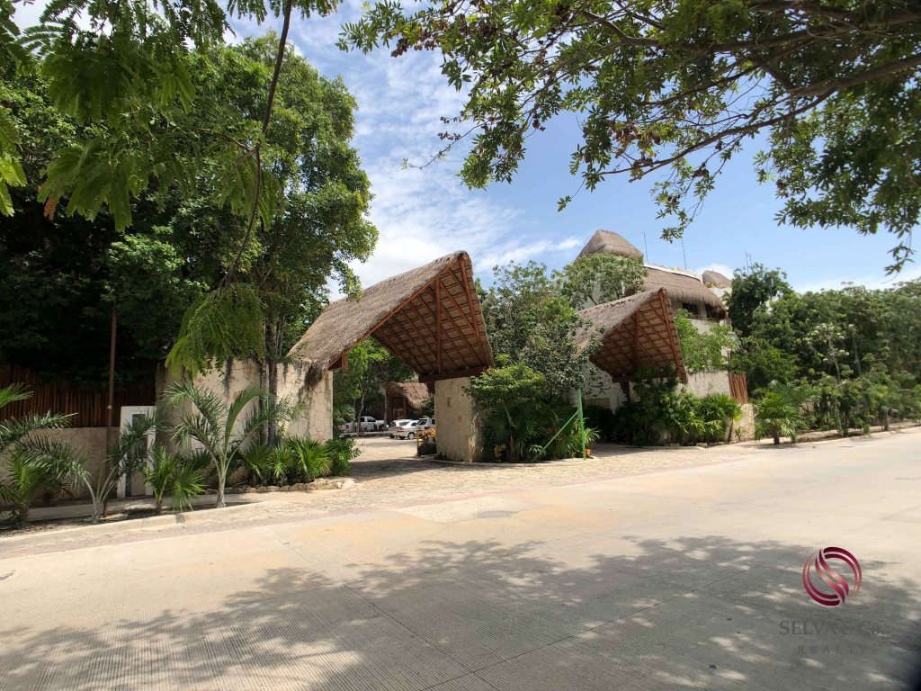 Terreno multifamiliar para desarrollo en Aldea Zama