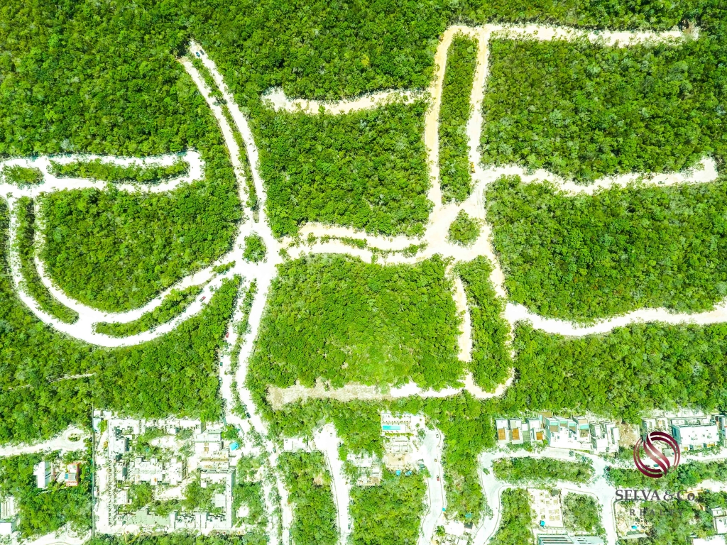 Terreno multifamiliar para desarrollo en Aldea Zama