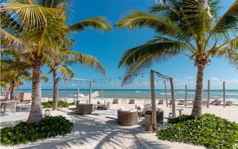 Macrolote comercial uso de suelo mixto, densidad: 200 viviendas, 6 niveles, en residencial privado c