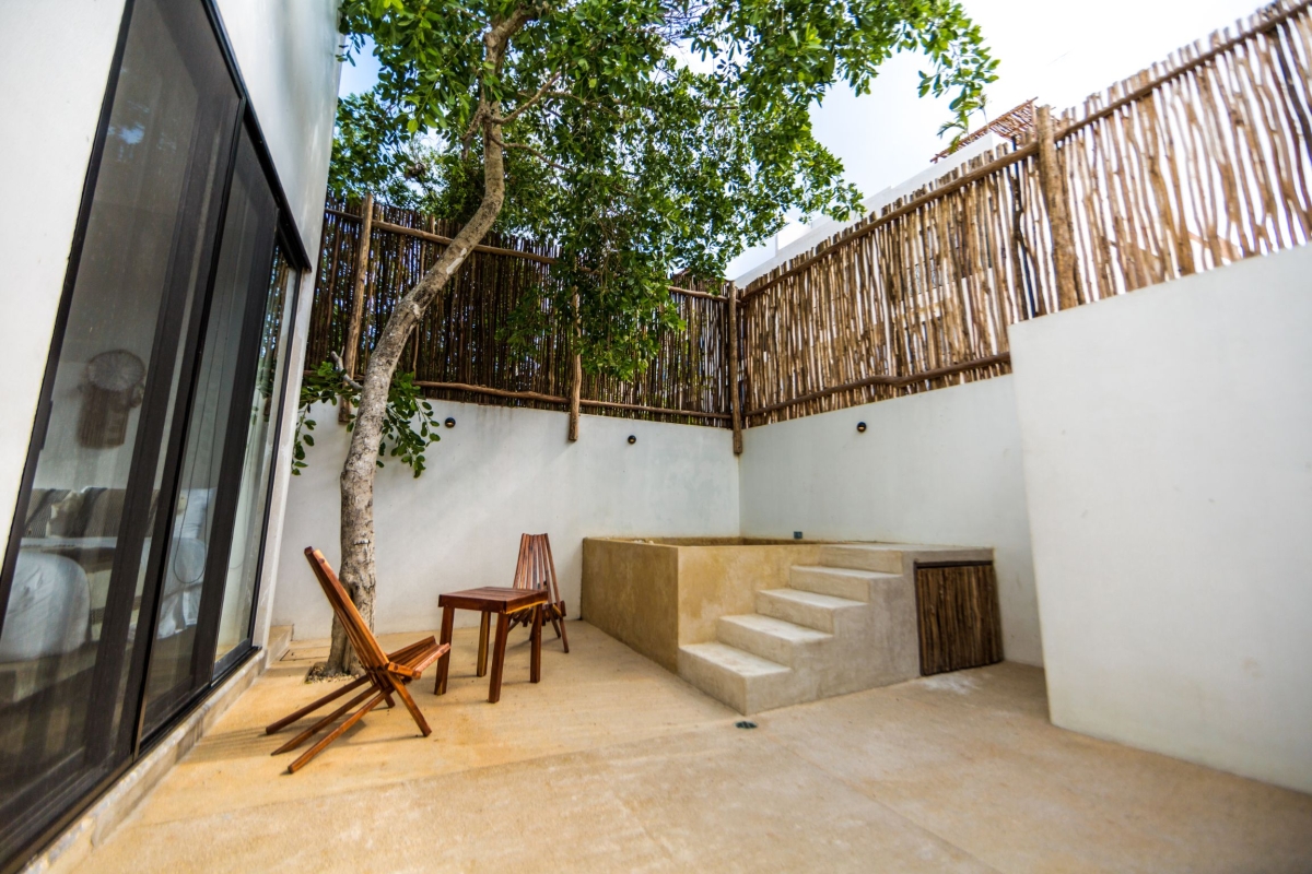 Hotel en pre-construccion, 12 habitaciones, venta en Tulum, 8 minutes de la zona hotelera,  Region 1