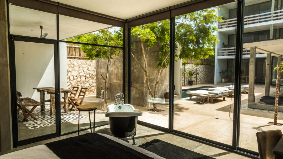 Edificio de 6 departamentos, 12 habitaciones, en pre-construccion, venta Tulum. 4,6 km de la zona ho