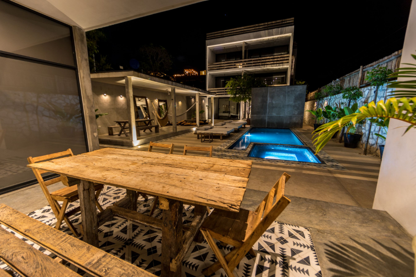 Edificio de 6 departamentos, 12 habitaciones, en pre-construccion, venta Tulum. 4,6 km de la zona ho