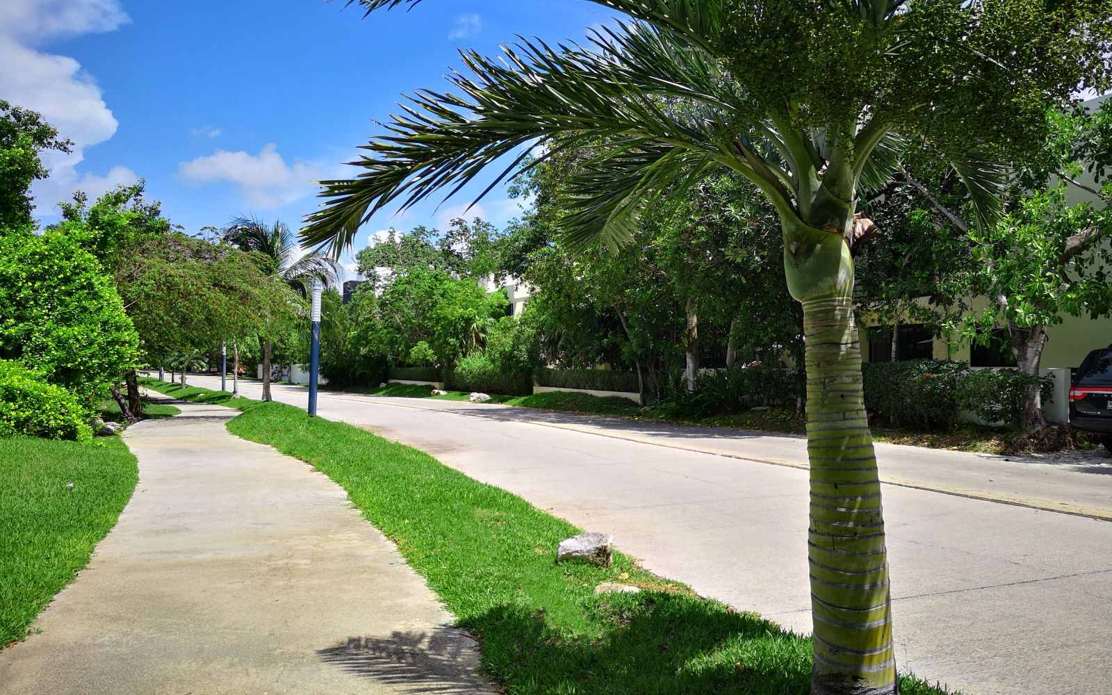 Lote multifamiliar, en residencial con cenote, venta Selvamar, Playa del Carmen
