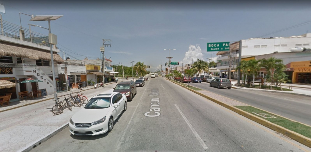Lote Comercial dentro de la ciudad de Tulum, sobre la Carretera Tulum Oriente.