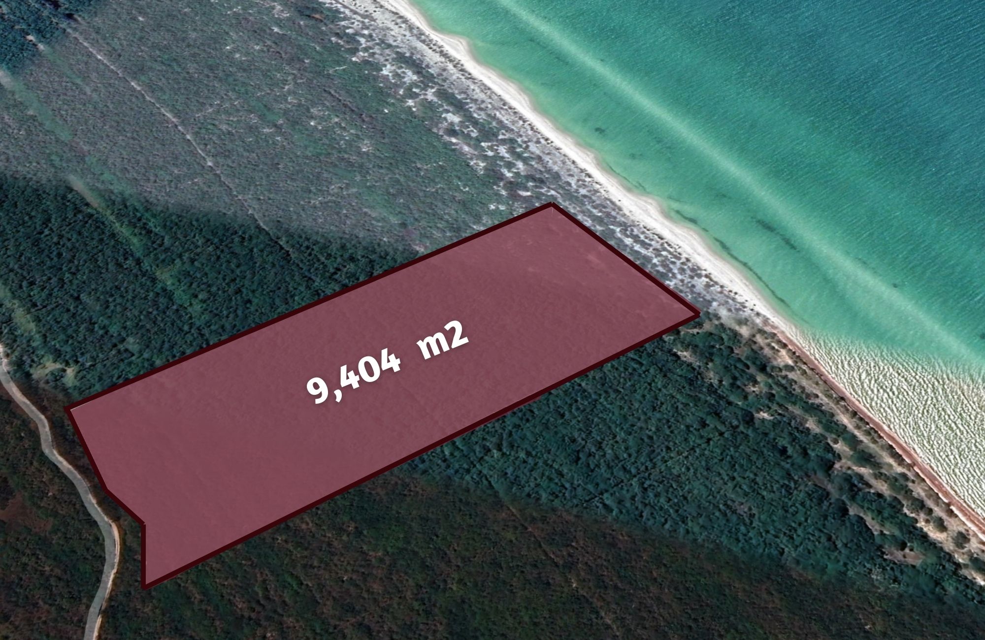 Lote frente al mar de 8,939 m2, multifamiliar, en venta Yucatan.