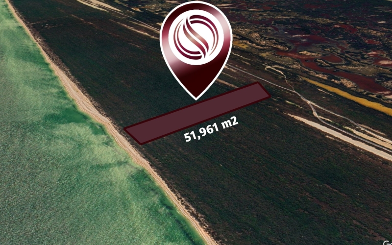 Lote frente al mar de 51,961 m2, multifamiliar, en venta Yucatan.