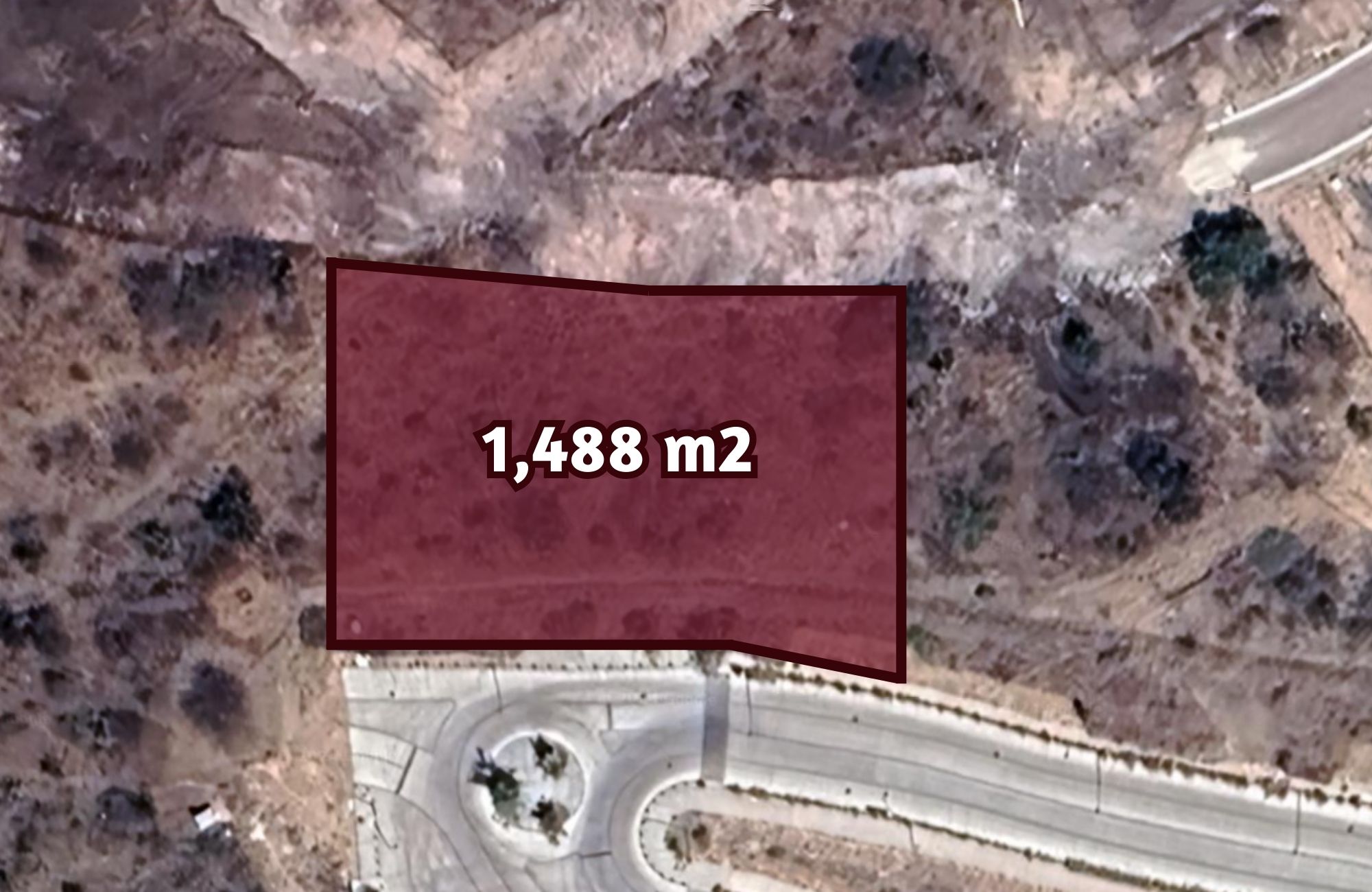 Macrolote comercial de 1,763 m2 sobre avenida, en preventa Quer&eacute;taro.