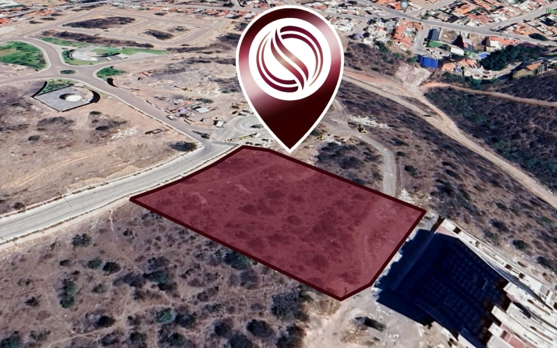 Macrolote mixto de 6,287 m2 en desarrollo urbano vertical, venta Quer&eacute;taro.