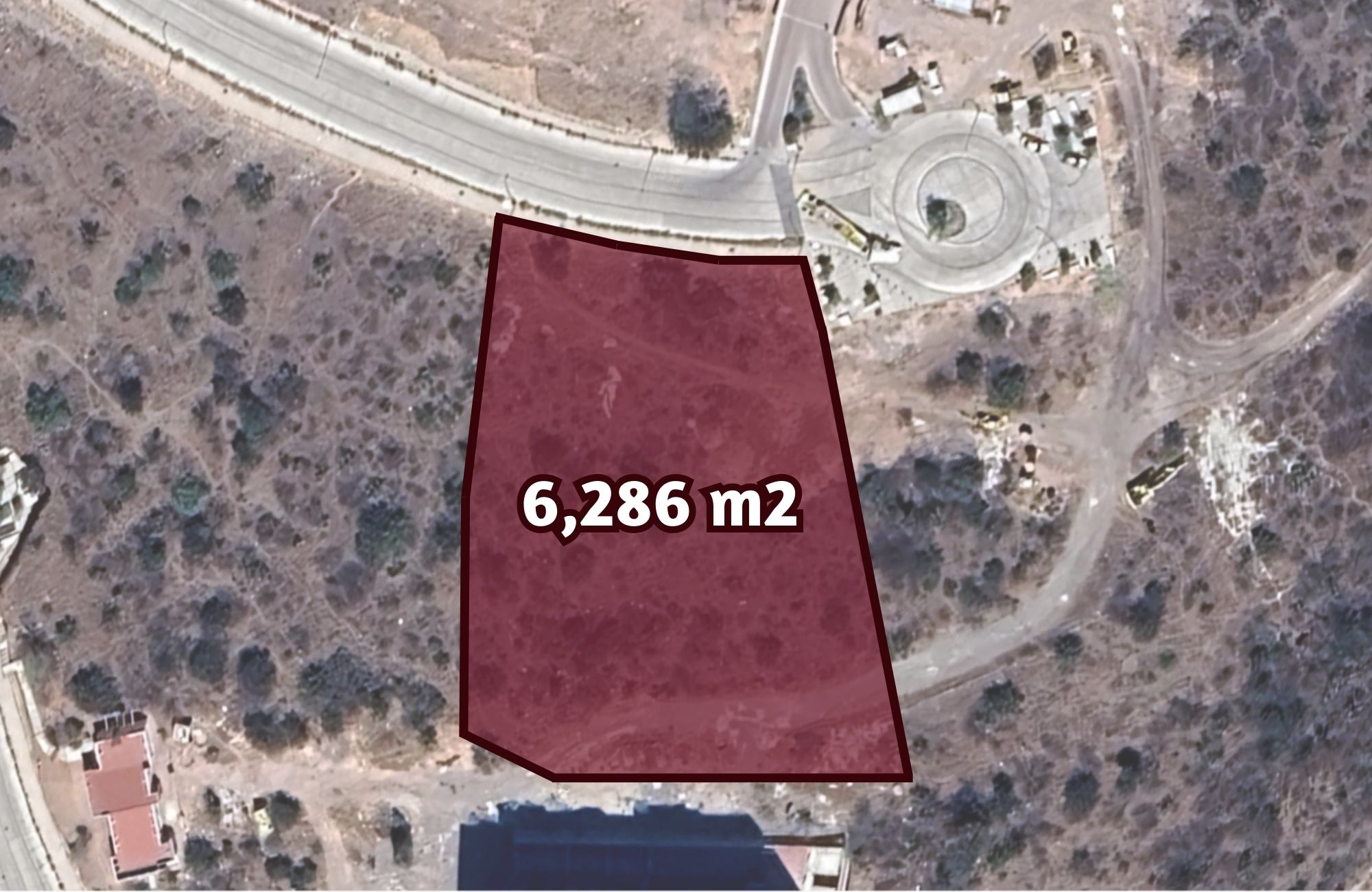 Macrolote mixto de 5,327 m2 en desarrollo urbano vertical, venta Quer&eacute;taro.