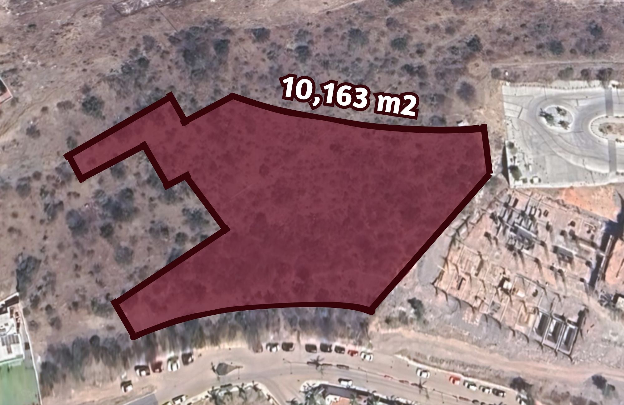 Macrolote mixto de 10,040 m2 en desarrollo urbano vertical, venta Quer&eacute;taro.