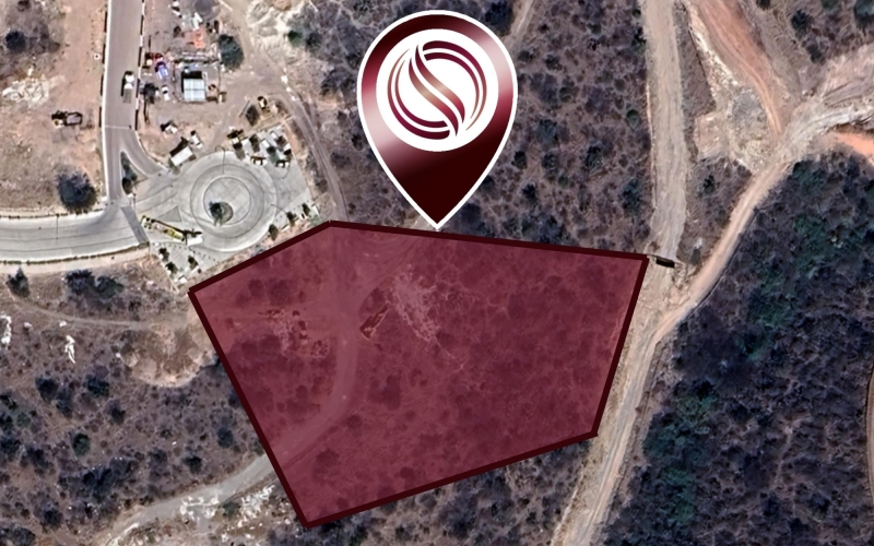 Macrolote mixto de 10,040 m2 en desarrollo urbano vertical, venta Quer&eacute;taro.