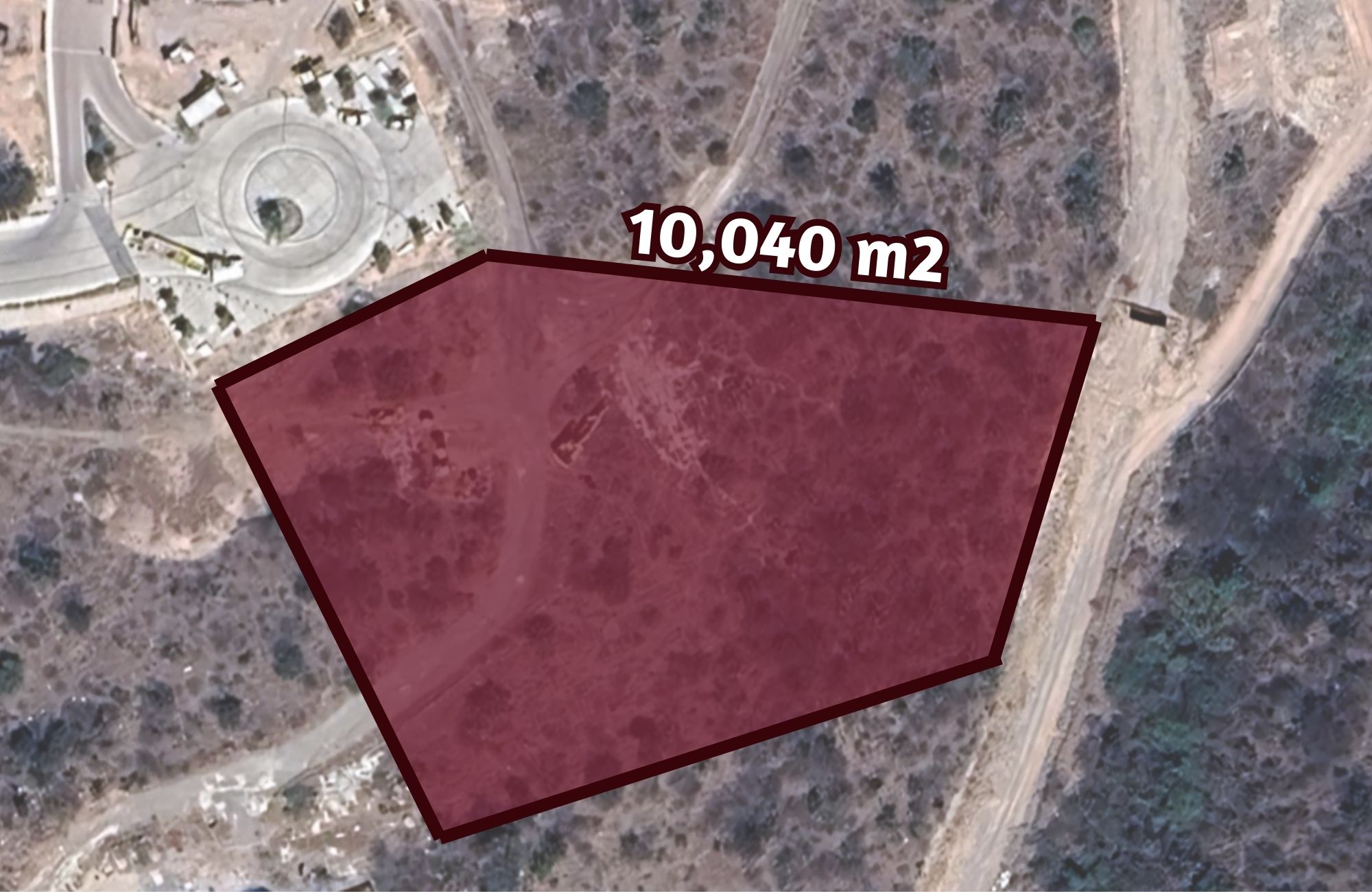 Macrolote mixto de 10,163 m2 en desarrollo urbano vertical, venta Quer&eacute;taro.