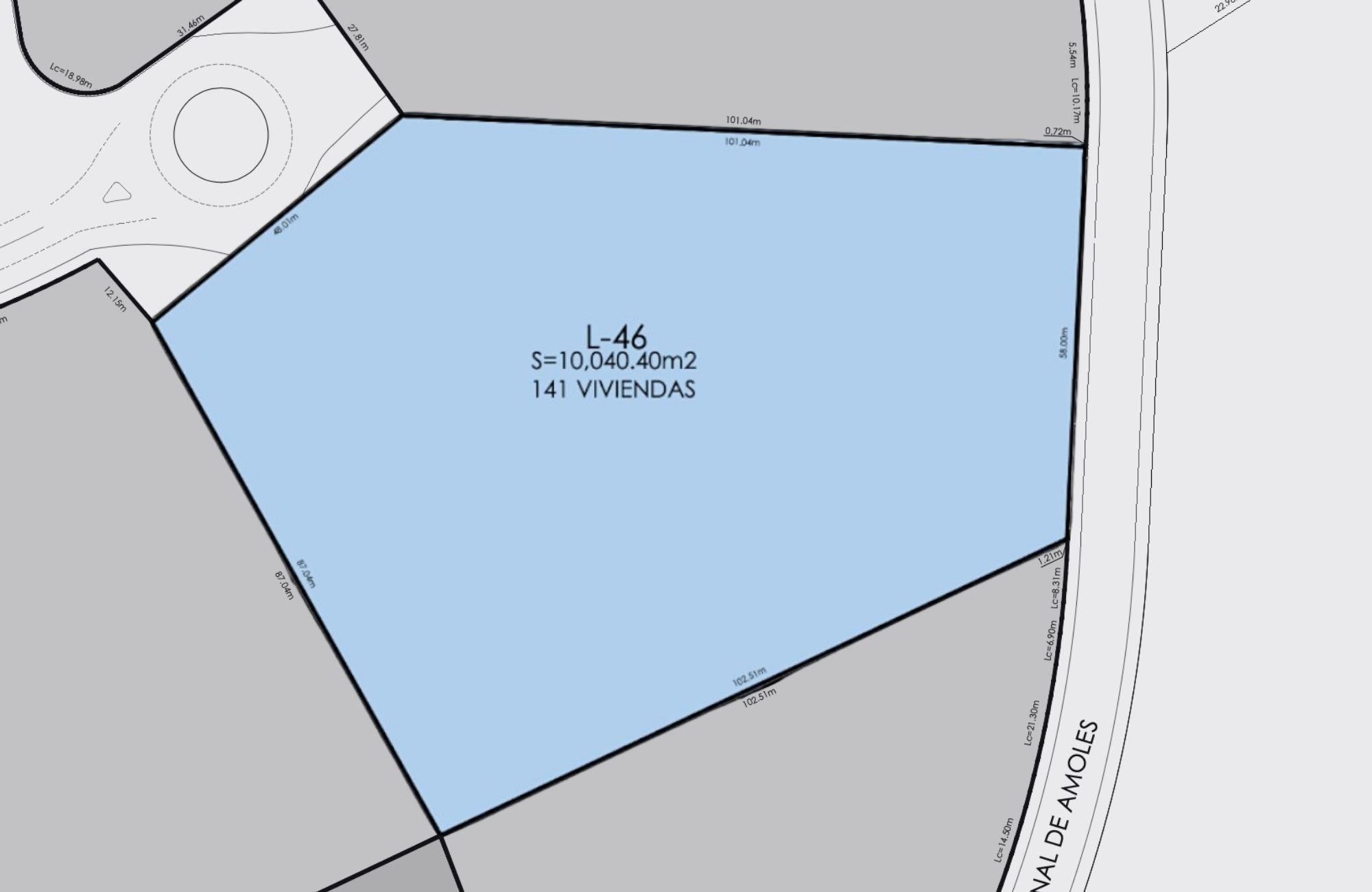 Macrolote mixto de 10,163 m2 en desarrollo urbano vertical, venta Quer&eacute;taro.