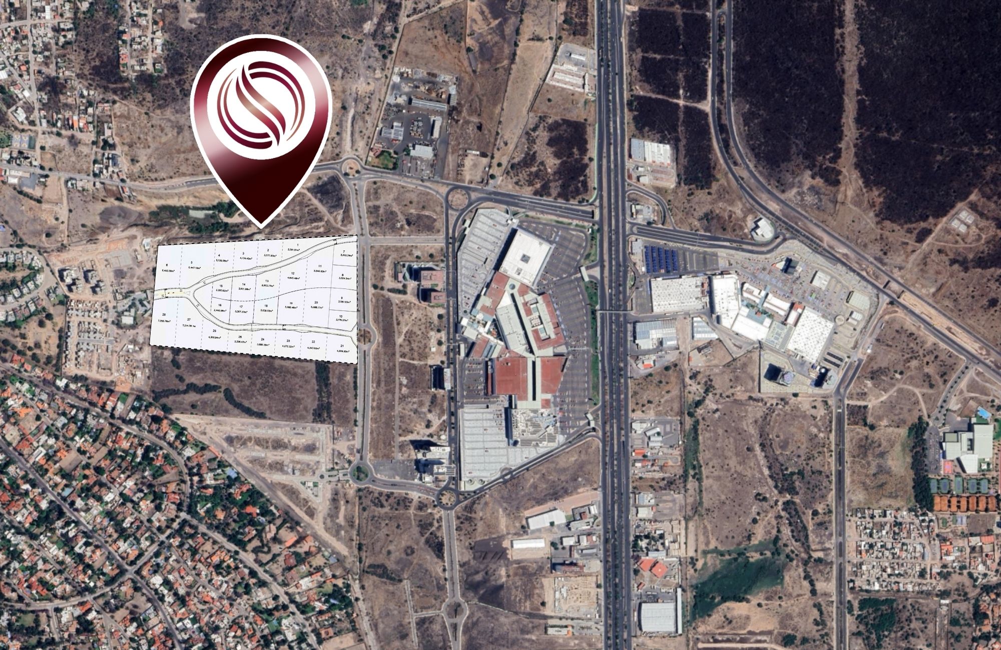 Macrolote habitacional de 3,367 m2 en venta, Jurica, Quer&eacute;taro.