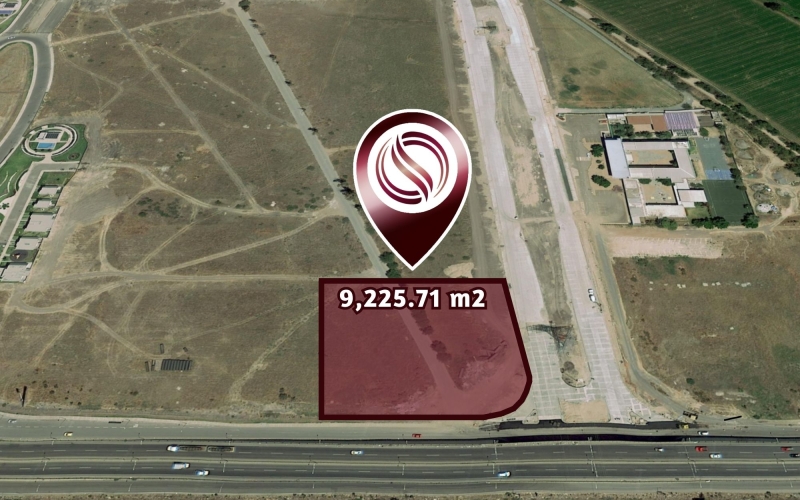 Macrolote comercial de 9,226 m2 sobre avenida, en preventa Quer&eacute;taro.