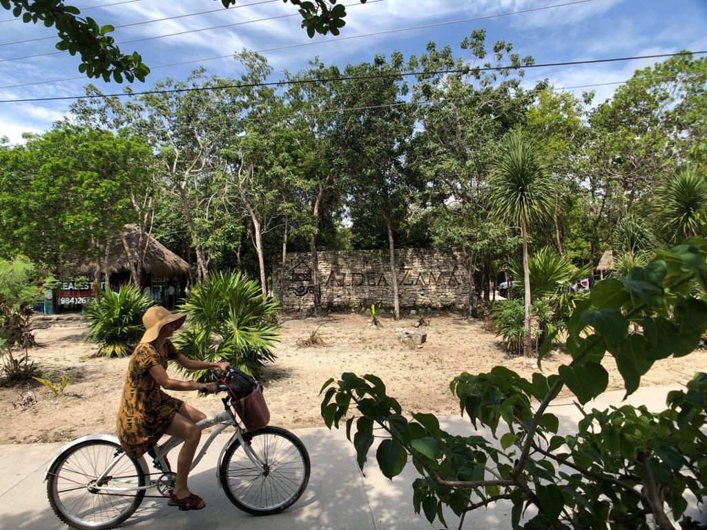 Local comercial a la venta en Aldea Zama Tulum