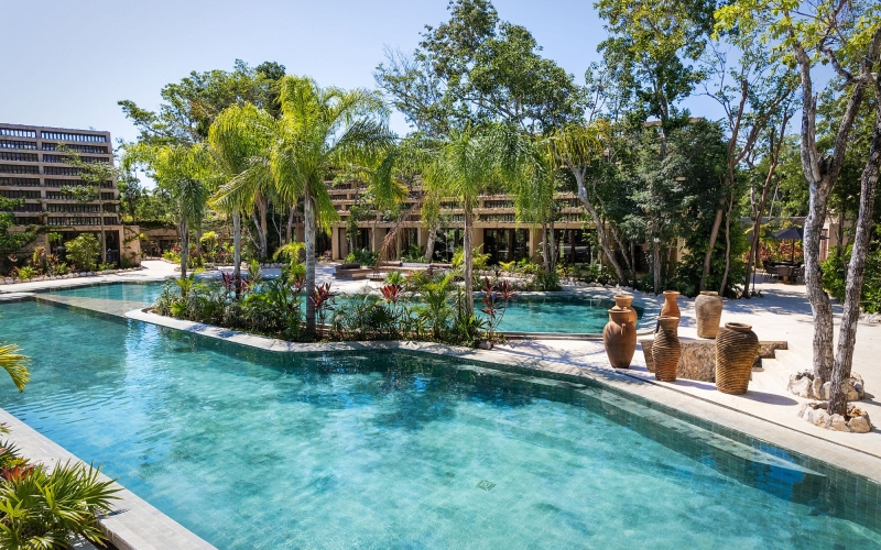 Macrolote premium de 1,788 m2, en residencial privado, en venta Tulum.