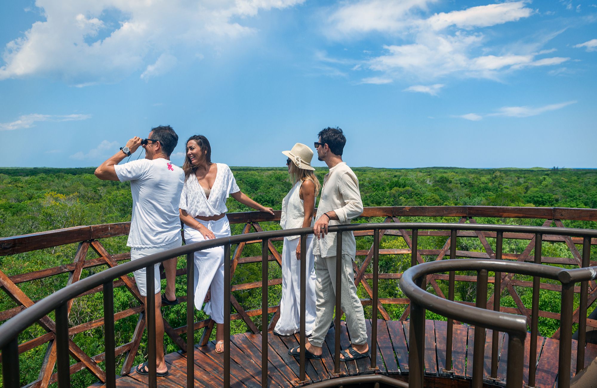 Macrolote premium de 1,430 m2, en residencial privado, en venta Tulum.