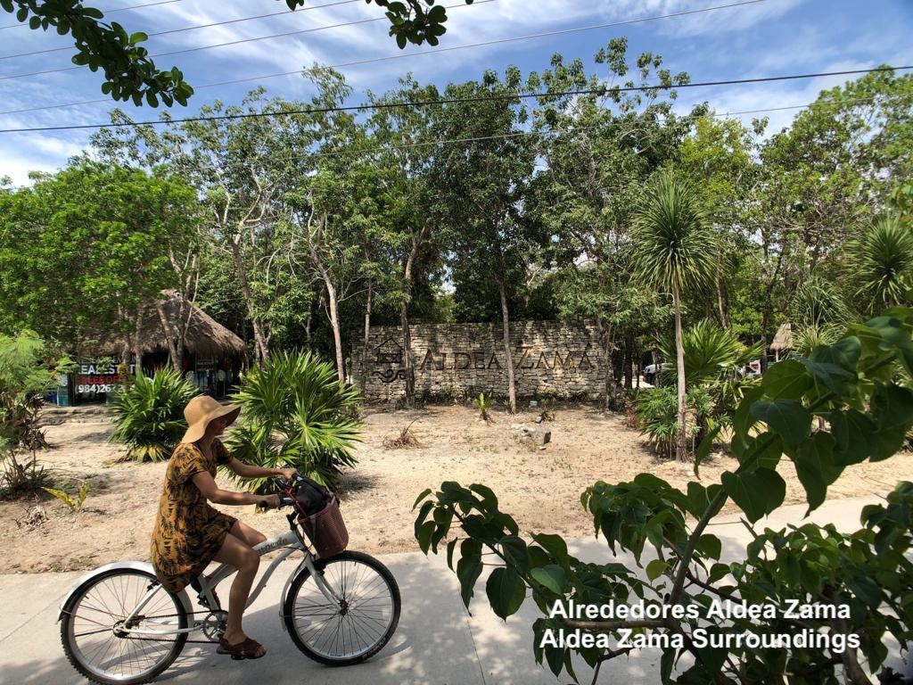 Local comercial en edificio a la venta en Tulum