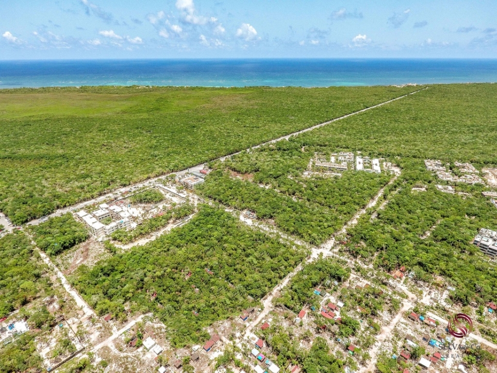 Lote Comercial en nueva Fase de Tulum, a unos metros de la playa