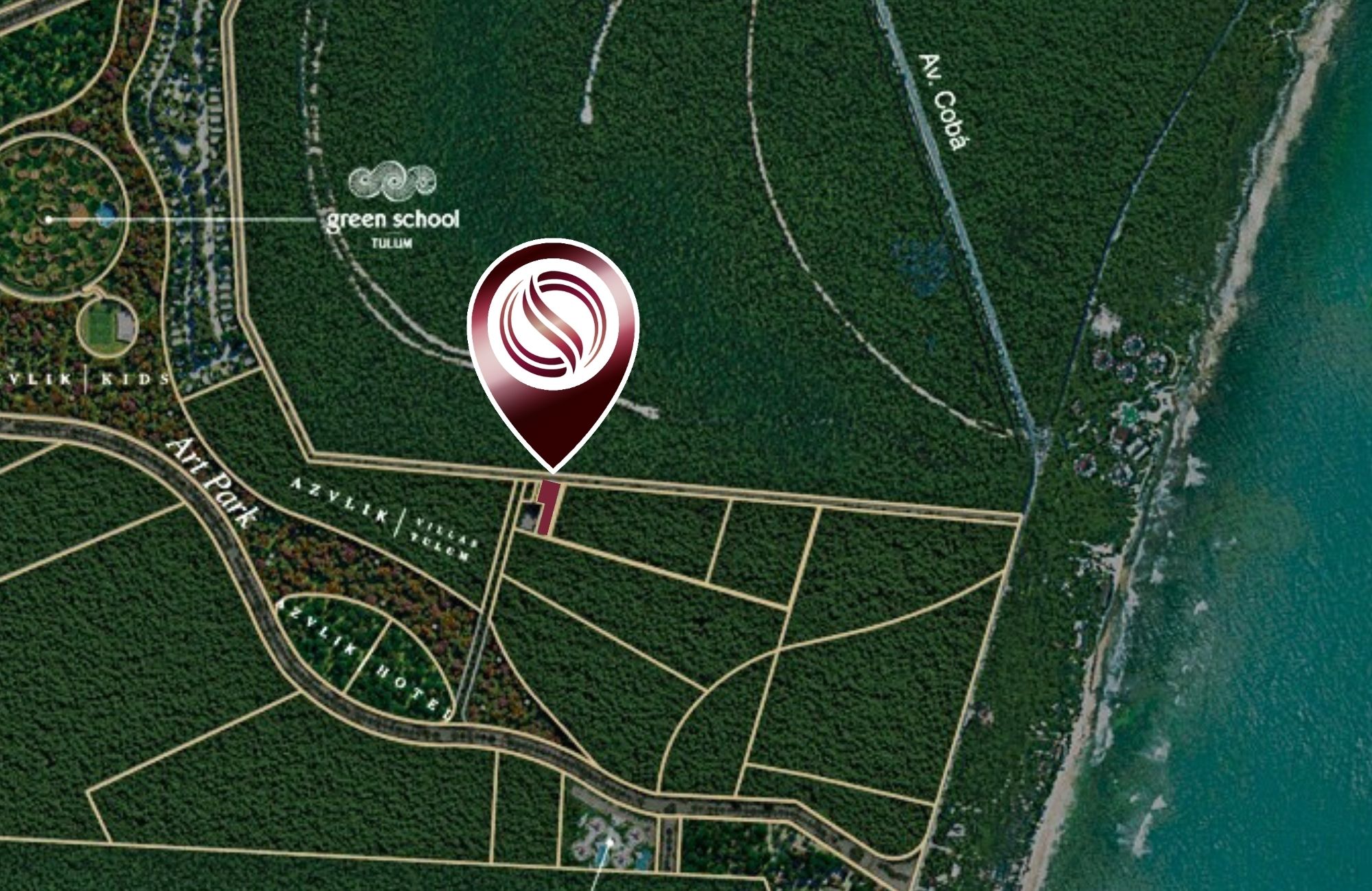 Terreno multifamiliar de 1,640 m2 a minutos del mar, en venta Aldea Zama Tulum.