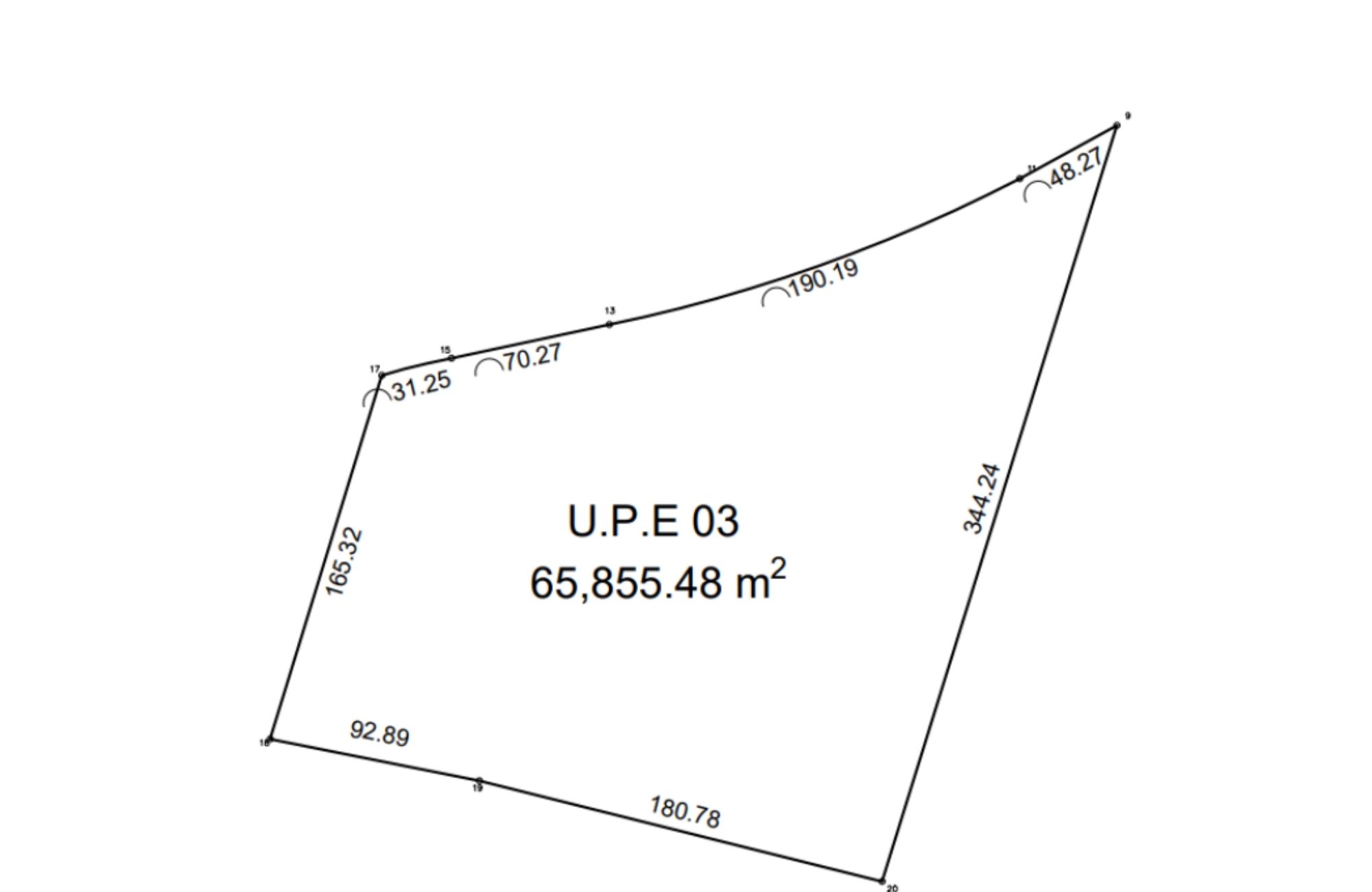 Terreno multifamiliar de 91,490 m2 a minutos del mar, en venta Aldea Zama Tulum.