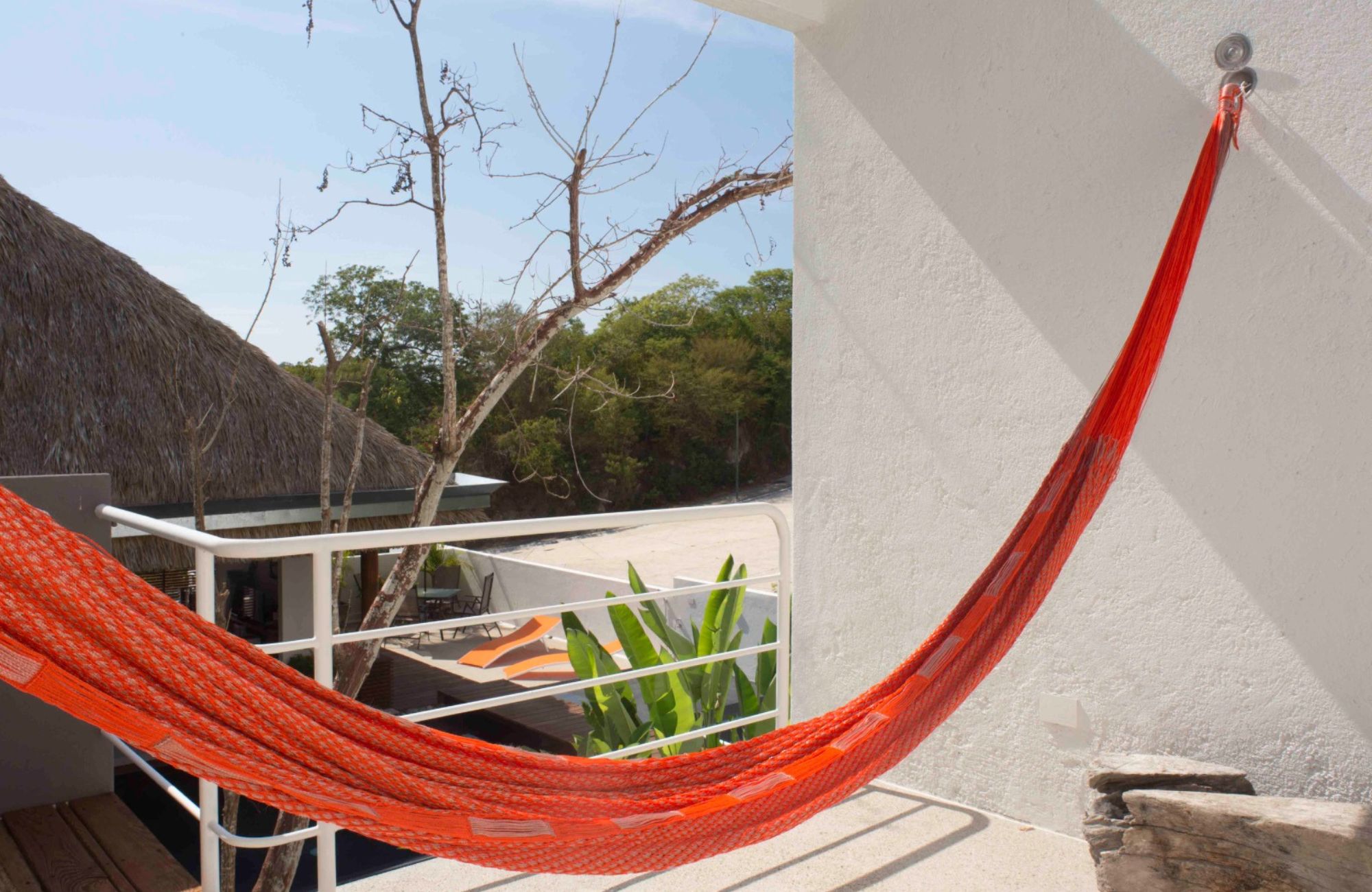Boutique hotel with 6 bedrooms and private pool, for sale in Sector O, Huatulco.