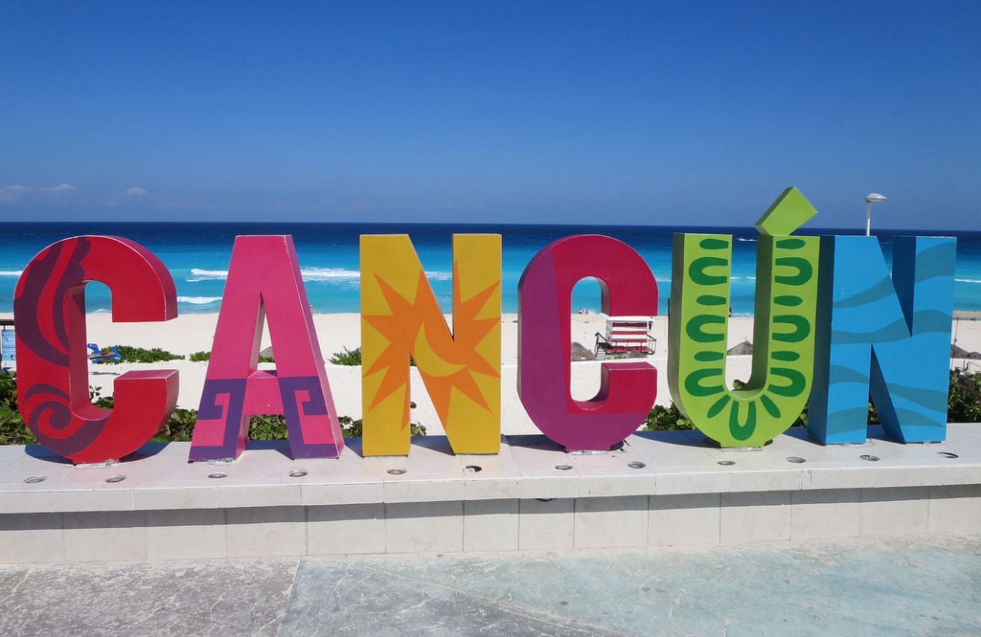 Lote multifamiliar a pasos de escuelas y supermercados, en venta Canc&uacute;n.