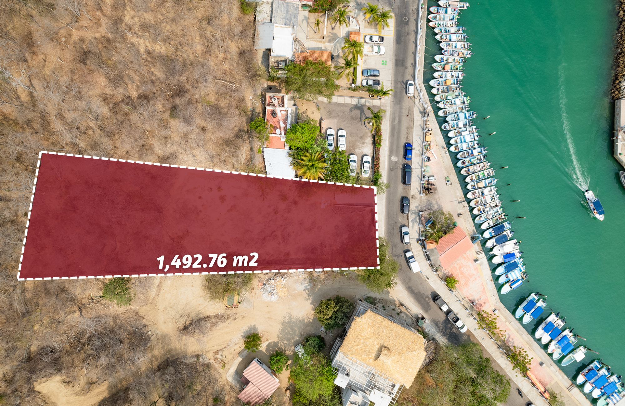 Terreno hotelero con vista al mar, cerca de la playa y la marina, en venta Huatulco.