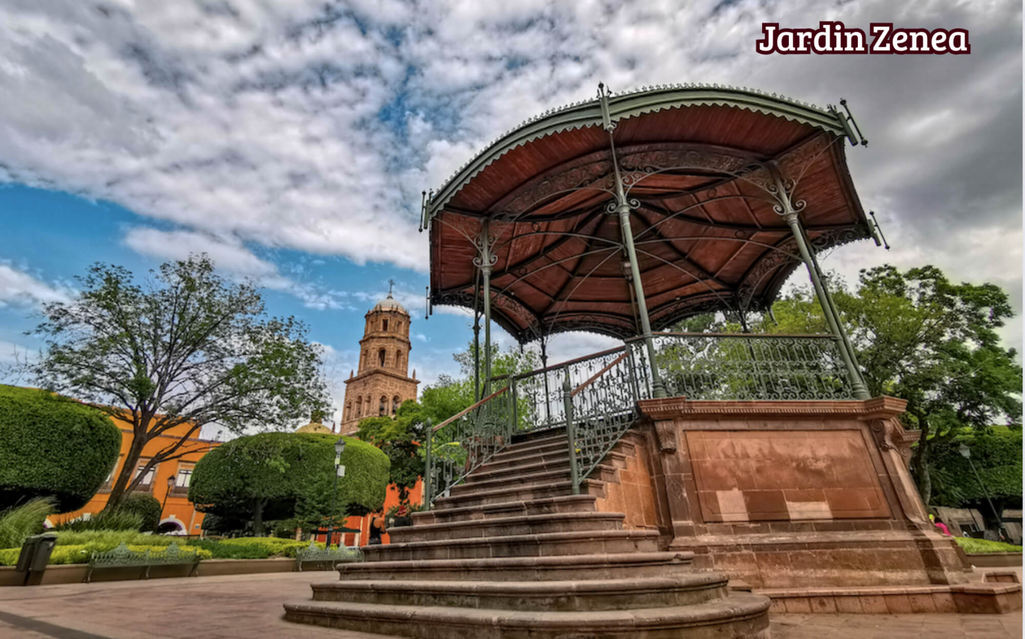 Exclusivo Hotel Boutique con terraza, en venta en el Coraz&oacute;n de Quer&eacute;taro