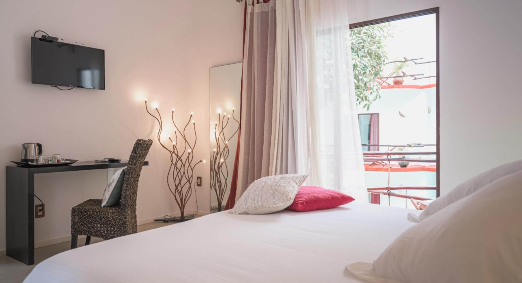 Encantador Hotel Boutique con alberca en Venta, Zona Centro, Playa del Carmen.