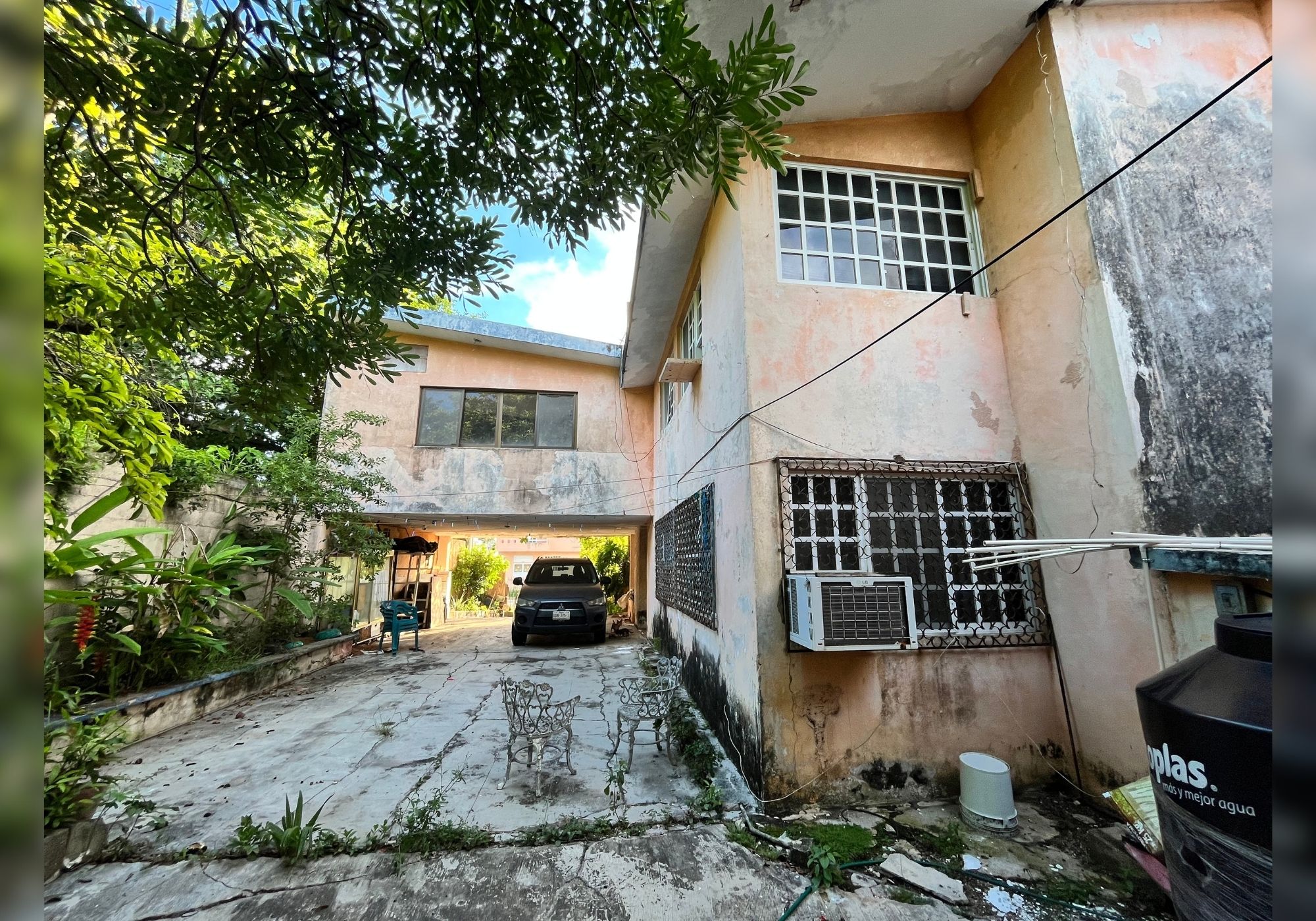 Terreno en Avenida 15, a 450 metros del malec&oacute;n, 2 minutos de la playa, en venta Cozumel Centro.