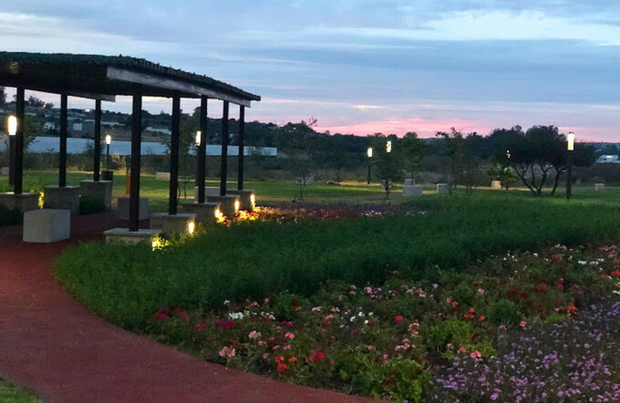 Lote de 13,010 m&sup2; en comunidad cerrada con campo de golf, en venta, San Miguel de Allende.