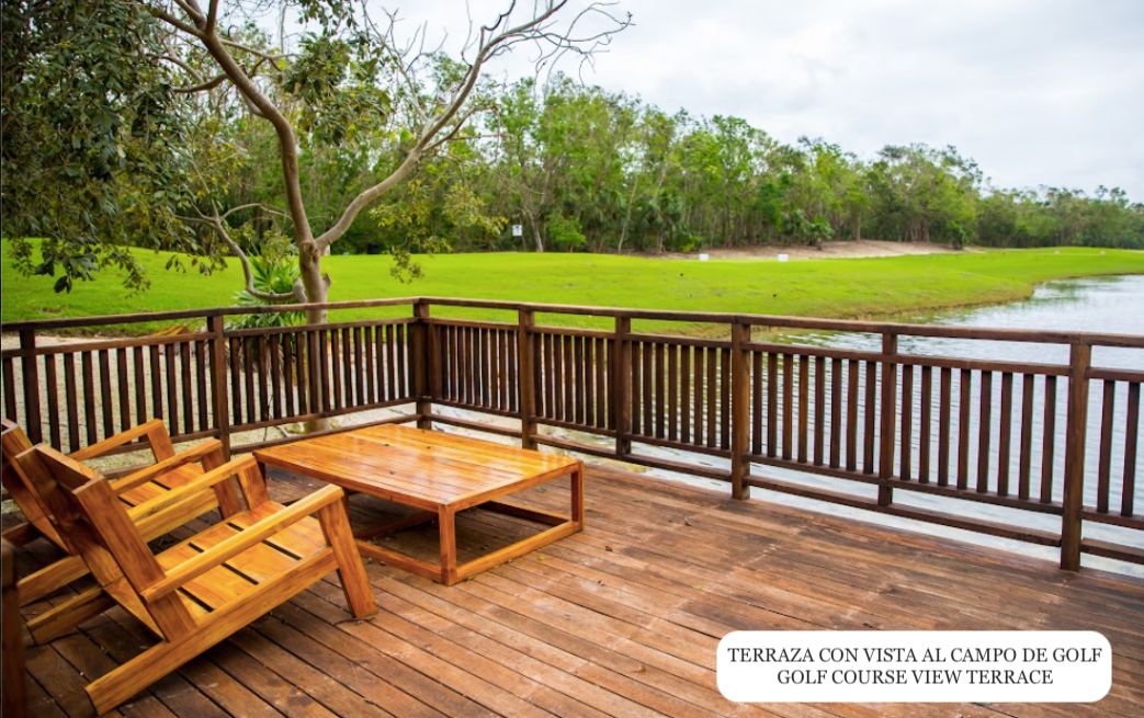 Terreno condominal, en residencial, con campo de golf, venta Playa del Carmen