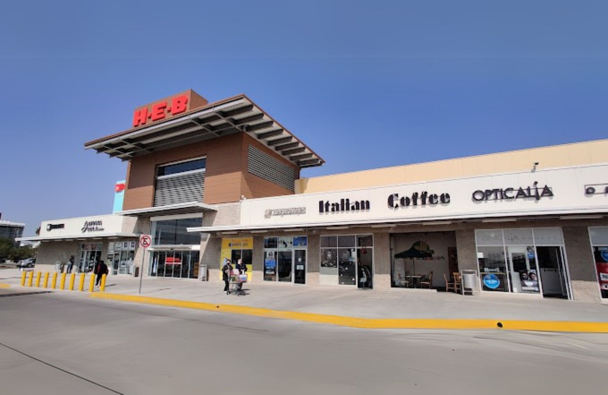 Lote para desarrollo vertical de 5,453 m2, en venta, en El Refugio, Quer&eacute;taro