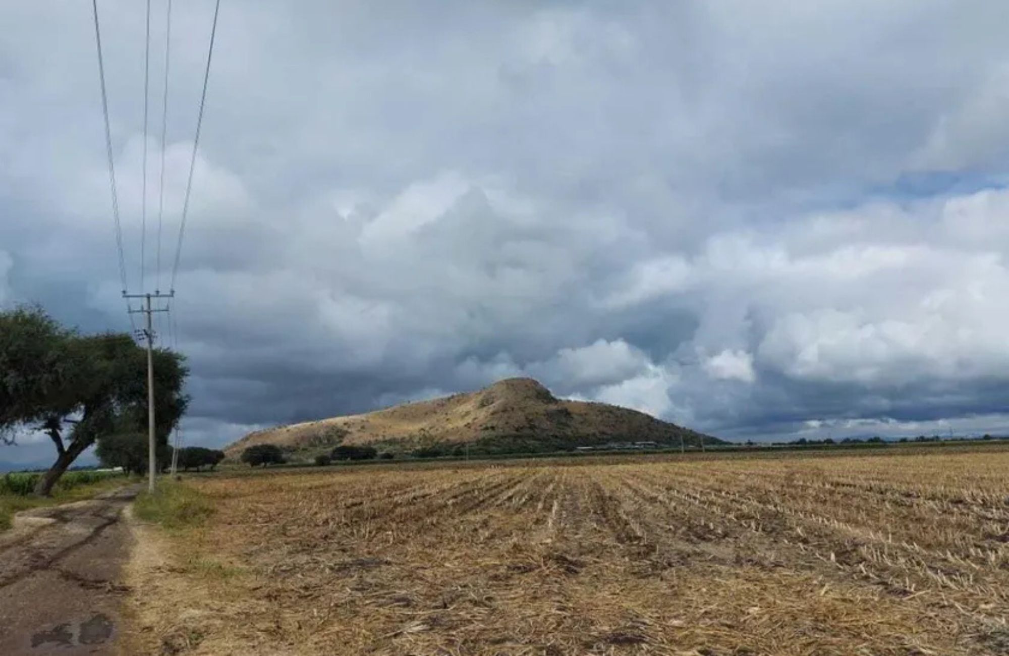 Lote industrial a un costado del Cerro del Elefante, en venta, La Ponderosa, Quer&eacute;taro