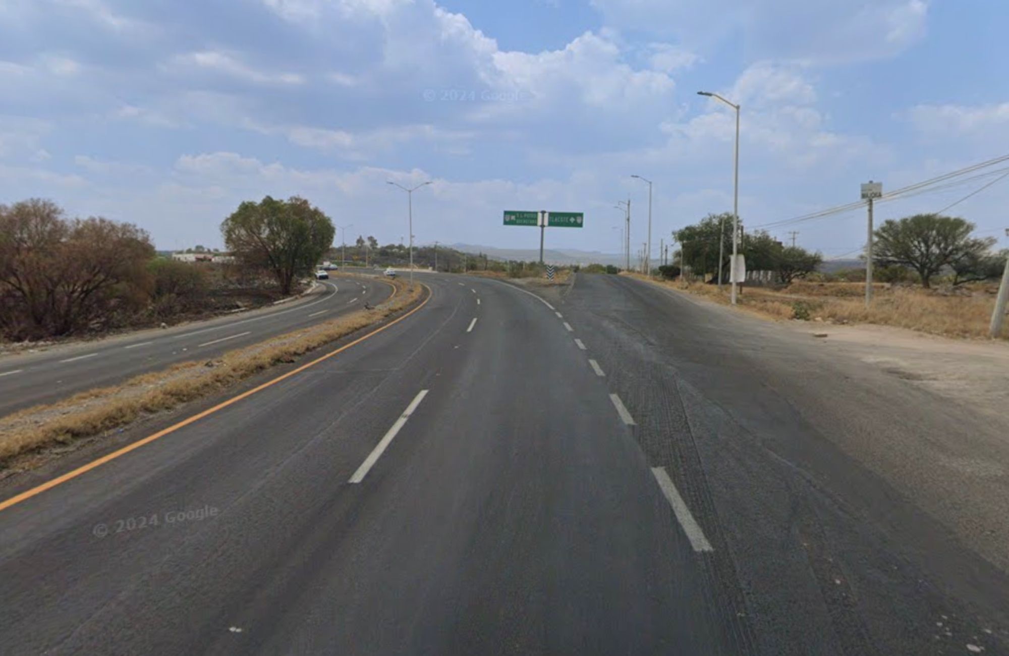 Lote uso de suelo Comercial, sobre el libramiento Norponiente, venta, Quer&eacute;taro.