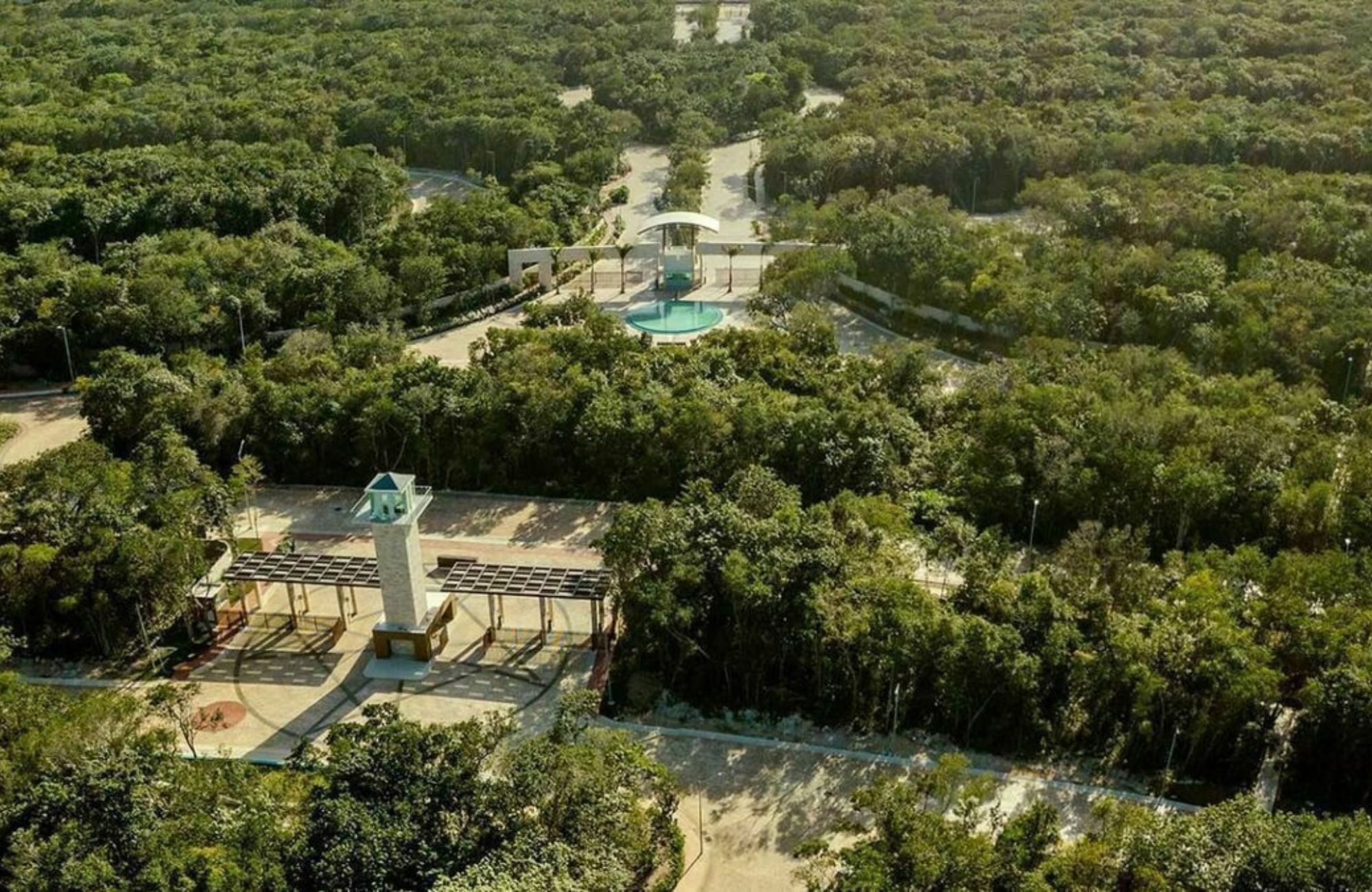 Terreno multifamiliar en Comunidad privada, en venta Playa del Carmen.