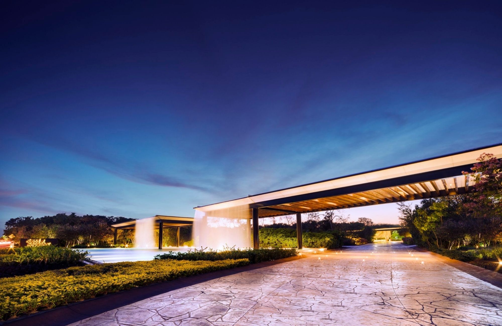 Lote multifamiliar en Comunidad privada, en venta Playa del Carmen.